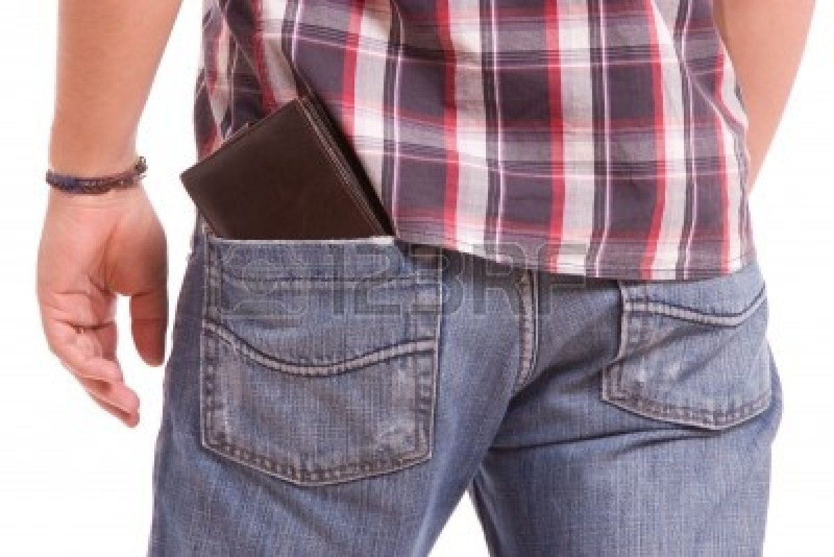 5865328-detail-of-wallet-in-man-s-back-pocket