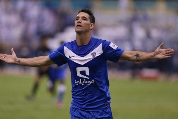 نتيجة مباراة الهلال وبيروزى الايرانى الان