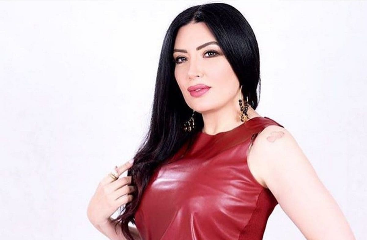 الفنانة عبير صبري