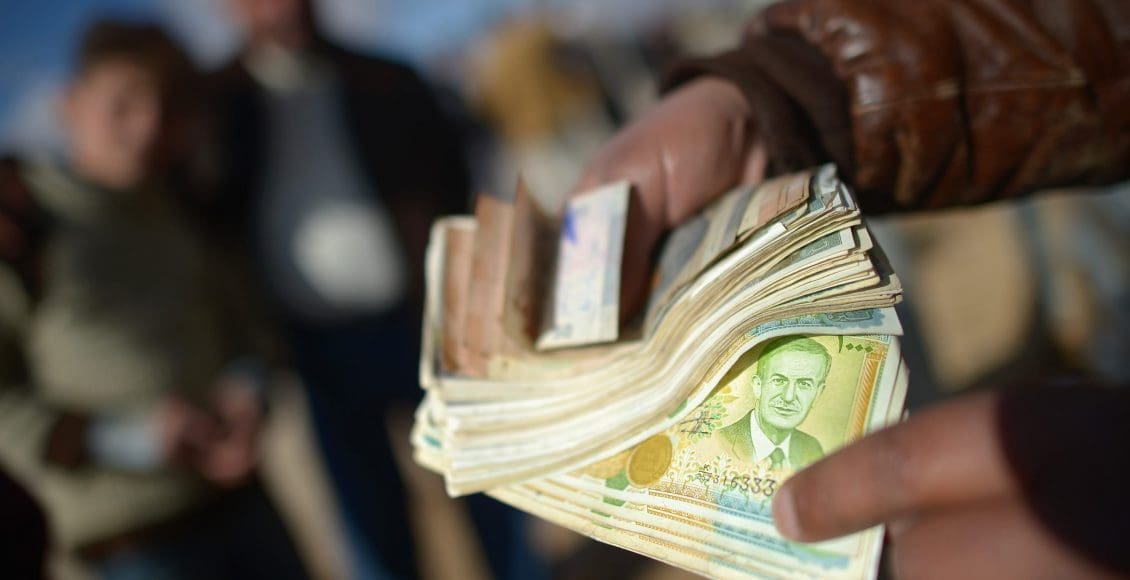تابع سعر الدولار اليوم في سوريا الثلاثاء 21-7-2020 في البنك المركزي والسوق السوداء