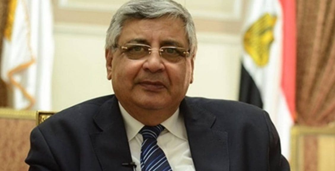 مستشار الرئيس يعلن الفئات الأكثر أولوية للتطعيم ضد كورونا في مصر