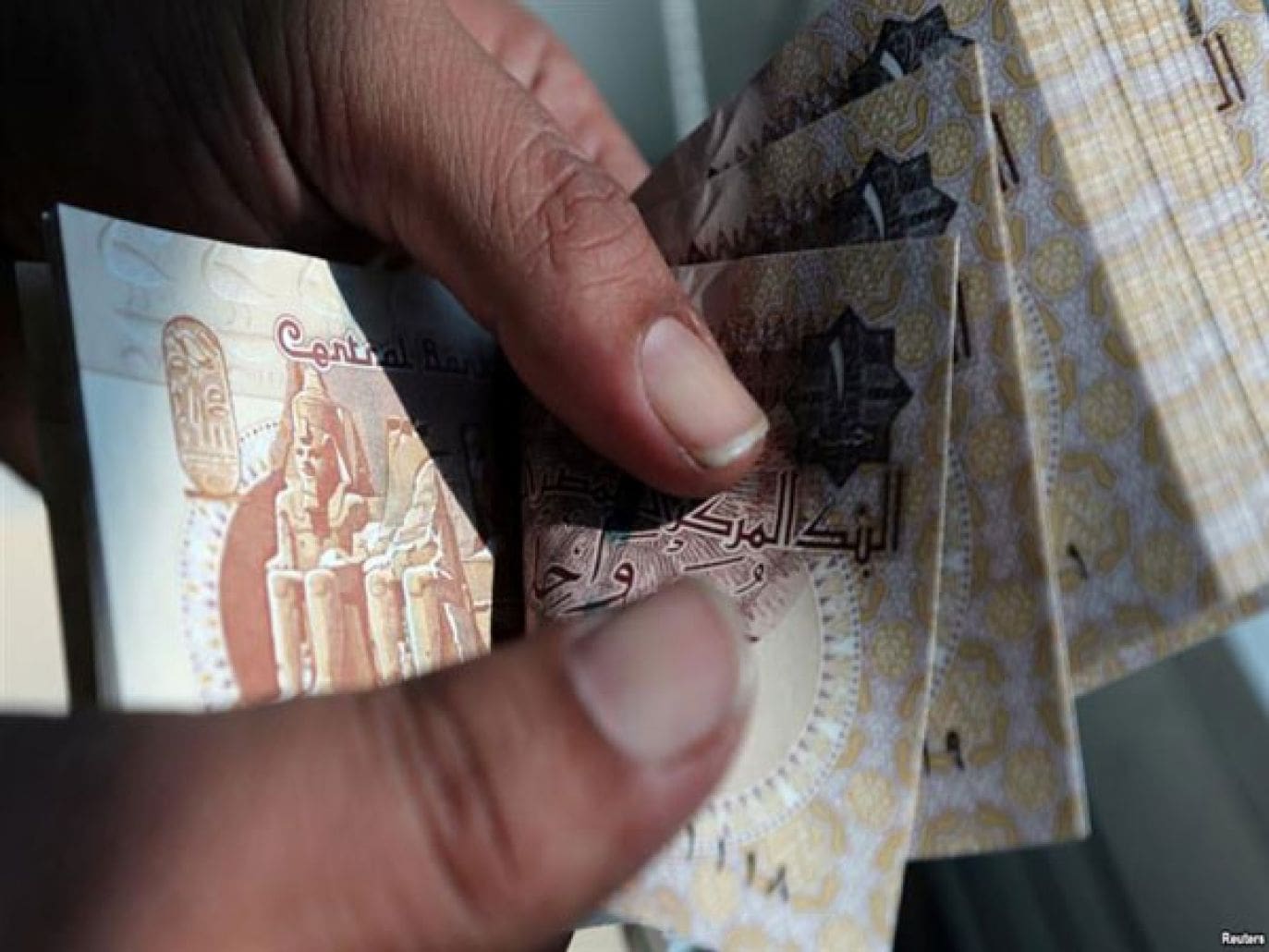 موعد طرح «البوليمر» البلاستيكية