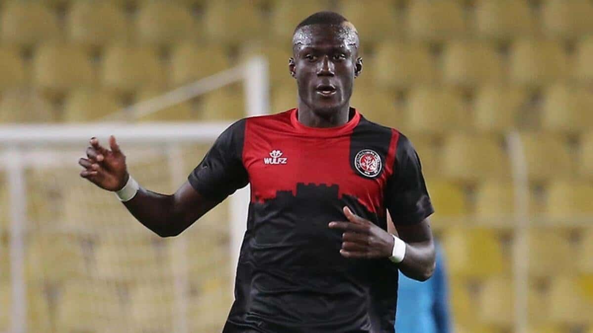 الحسن نداو لاعب الأهلي الجديد