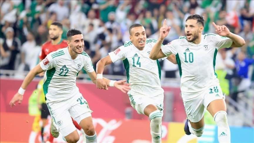 أسماء لاعبي منتخب الجزائر والأندية التي يلعبون لها.. تعرف على قائمة الخضر في كأس أمم إفريقيا 2022 1 أسماء لاعبي منتخب الجزائر والأندية التي يلعبون لها