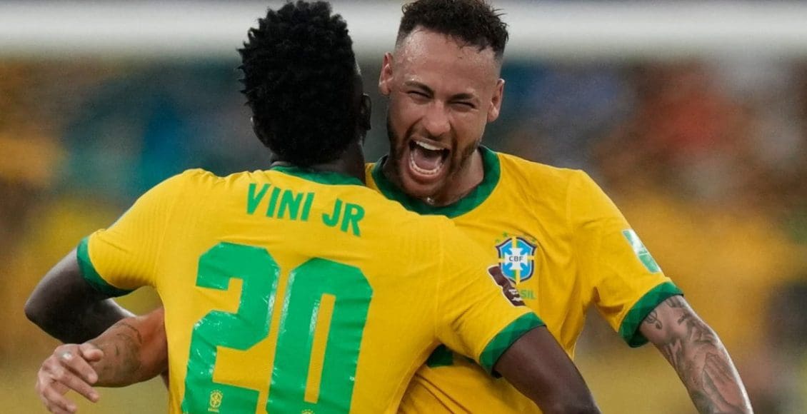 المنتخبات المتأهلة لدور 16 كأس العالم 2022