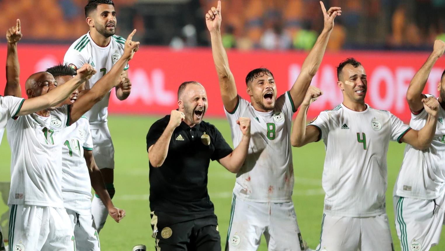 مباراة الجزائر وغينيا في التصفيات الأفريقية المؤهلة لكأس العالم 2026